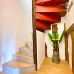 La Terrasse Notre Dame - Character House - 4p - Center 펜션 *